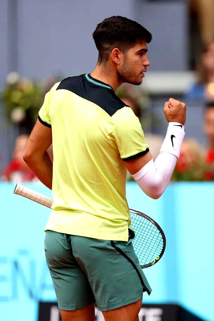 爱游戏体育-赛地聚焦——德国杯今晚热度飙升，利物浦状态回暖，气氛紧张，身体对抗强度拉满的简单介绍-爱游戏体育